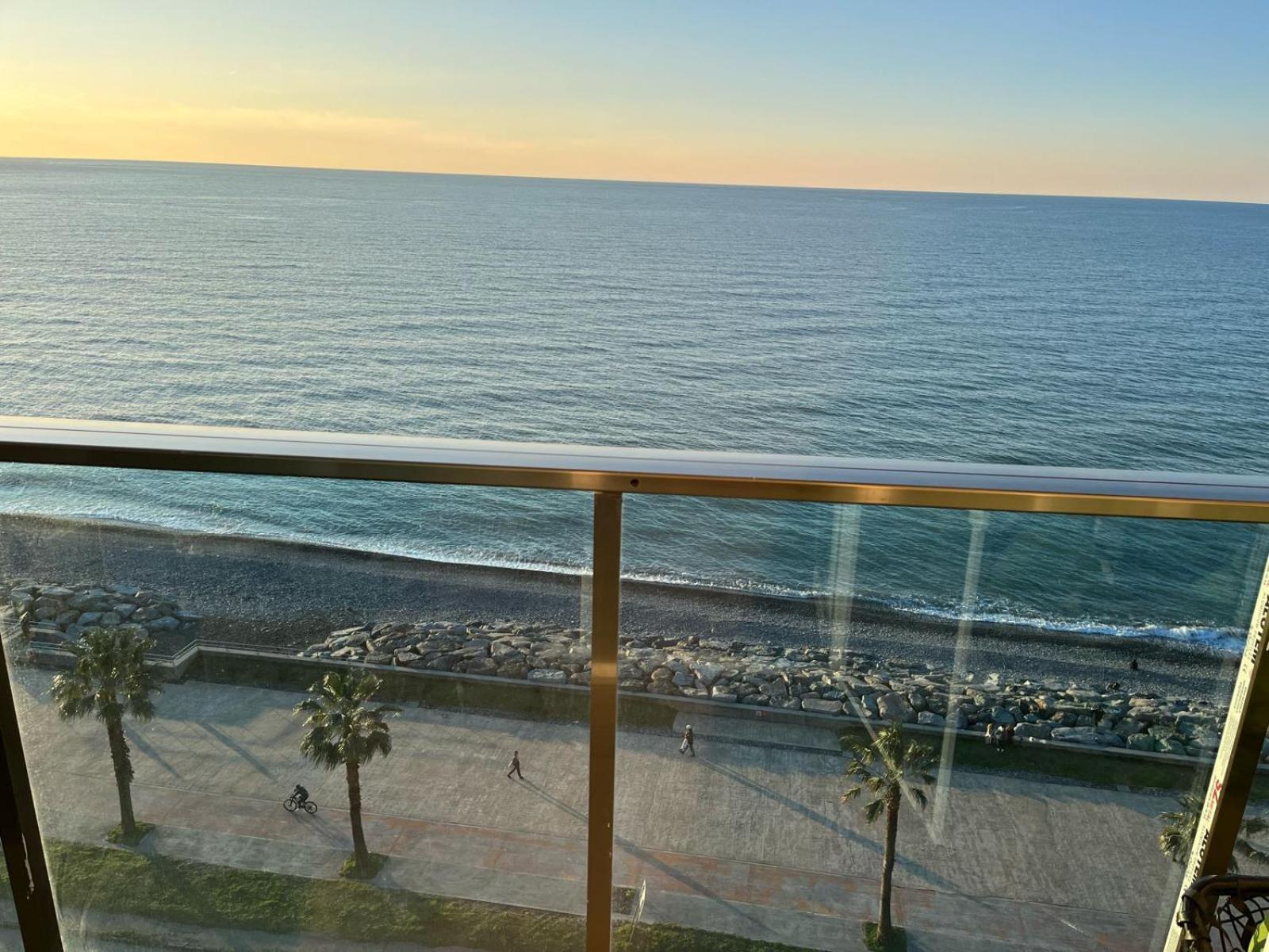 Apartament Sea Batumi Zewnętrze zdjęcie