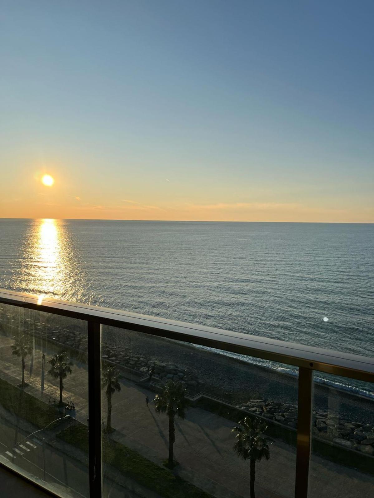 Apartament Sea Batumi Zewnętrze zdjęcie